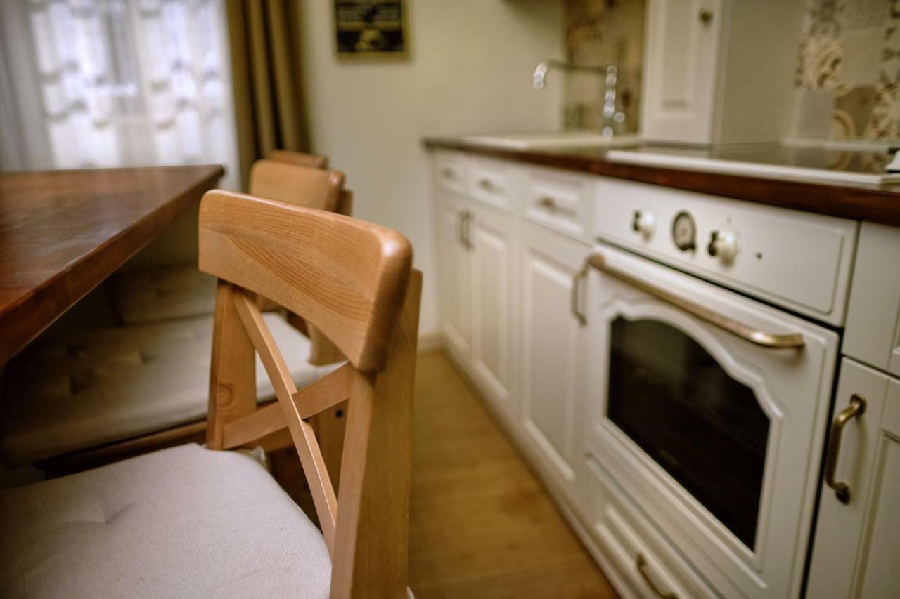 Melody Apartman Eger Exteriör bild